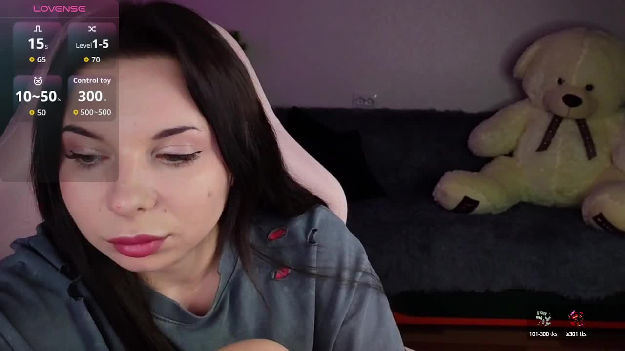 Lady-shy Cam Model Chat October 4, 2025