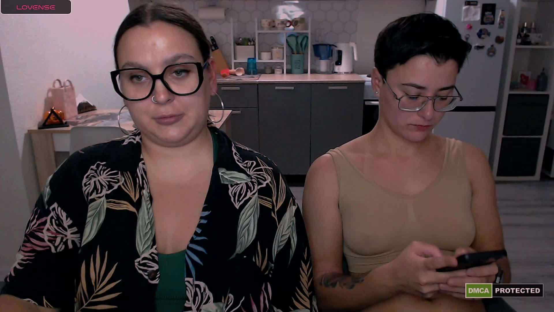 dreamteamgirls Cam Model Chat October 4, 2025