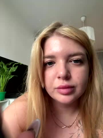 OdriOlsens Cam Model Chat October 4, 2025