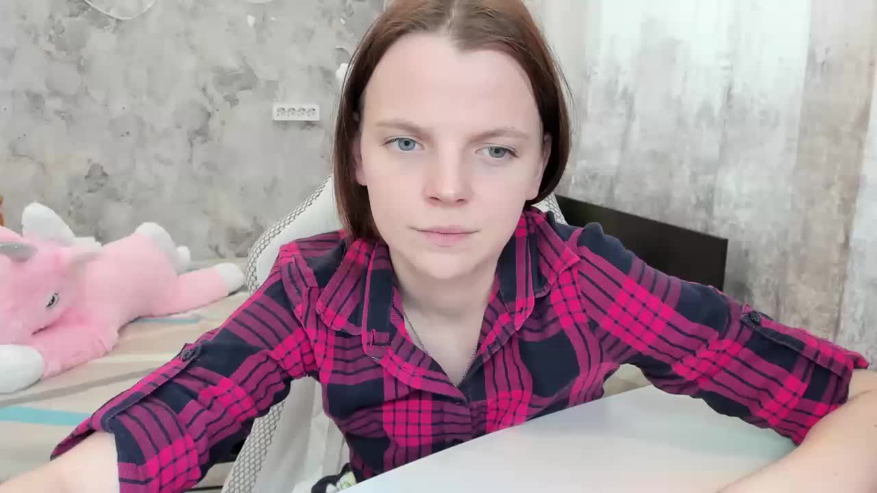 Your-Love Cam Model Chat October 4, 2025