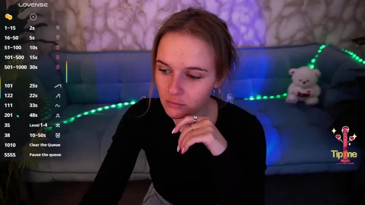 MaribelRiver Cam Model Chat October 4, 2025