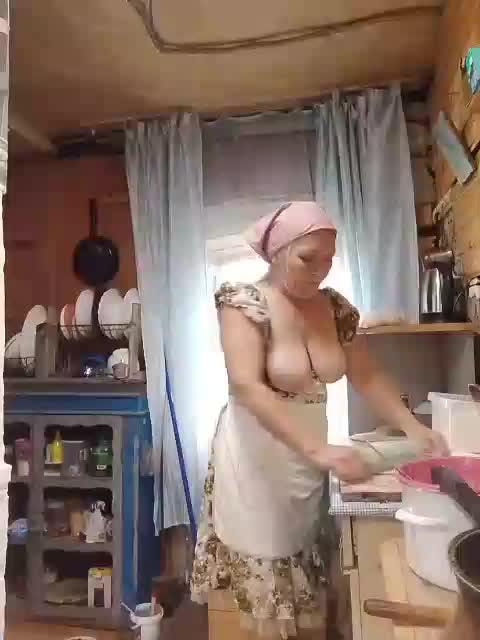 LizSage Cam Model Chat October 4, 2025