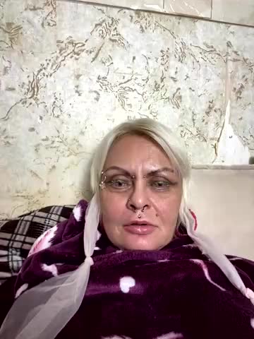 Gardener_of_Illusions Cam Model Chat October 4, 2025