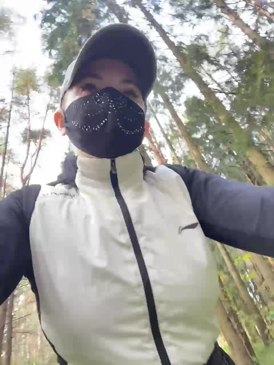 RedAura Cam Model Chat October 4, 2025