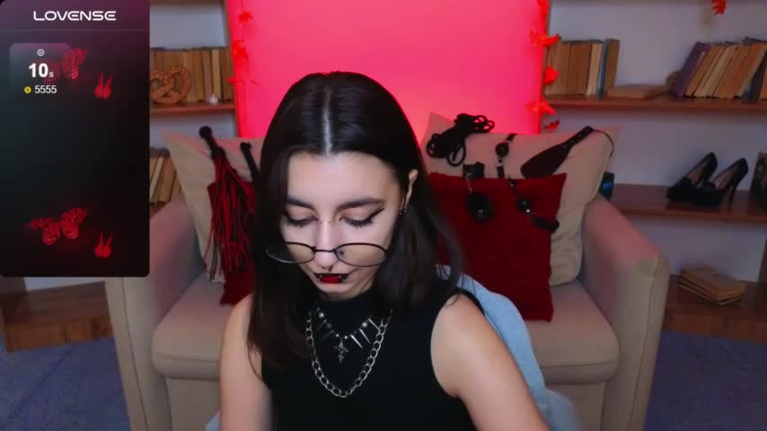 Mistress__Marcelline Cam Model Chat October 4, 2025