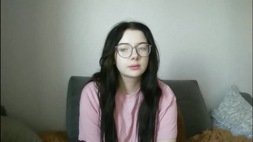 lollylol11 Cam Model Chat October 4, 2025