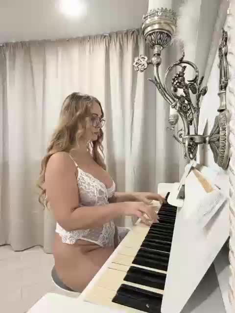 Milf_Zabava Cam Model Chat October 4, 2025