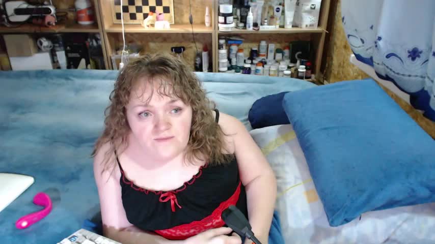 MiniNatalie Cam Model Chat October 4, 2025