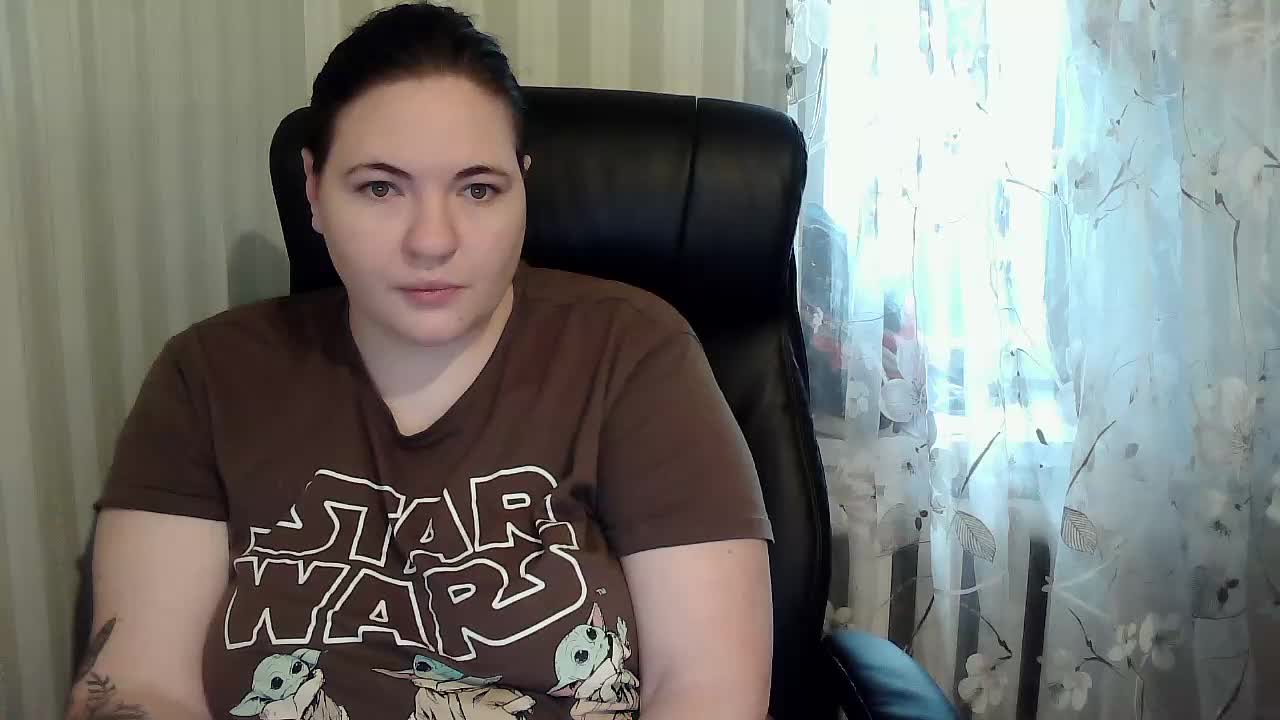 XLisaBlueX Cam Model Chat October 4, 2025