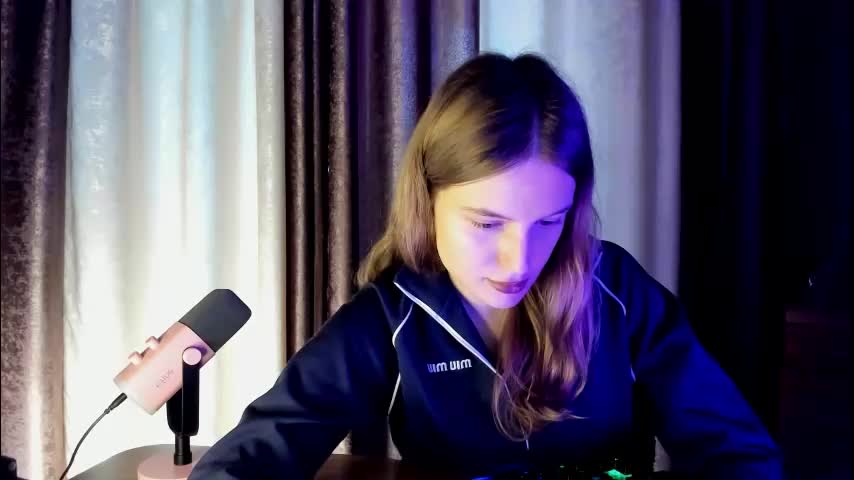 mistresselizy Cam Model Chat October 4, 2025