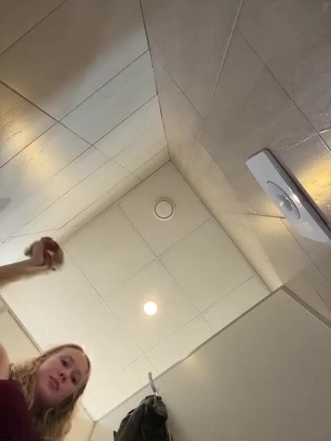 LiiBaby Cam Model Chat October 4, 2025