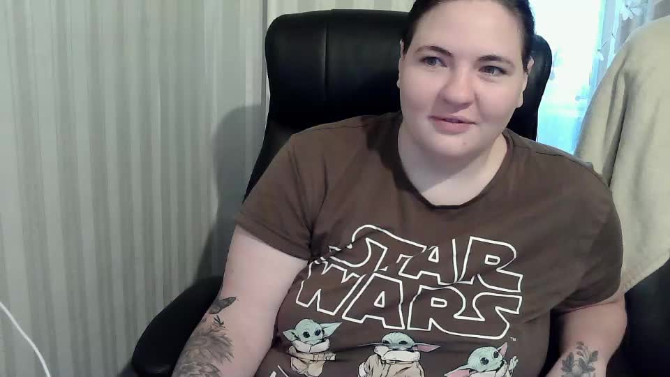 XLisaBlueX Cam Model Chat October 4, 2025