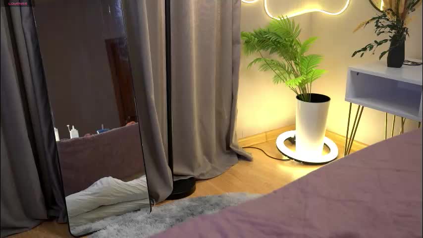 thunder_suck Cam Model Chat October 4, 2025