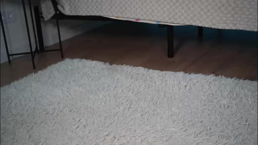 severs_enigma Cam Model Chat October 4, 2025