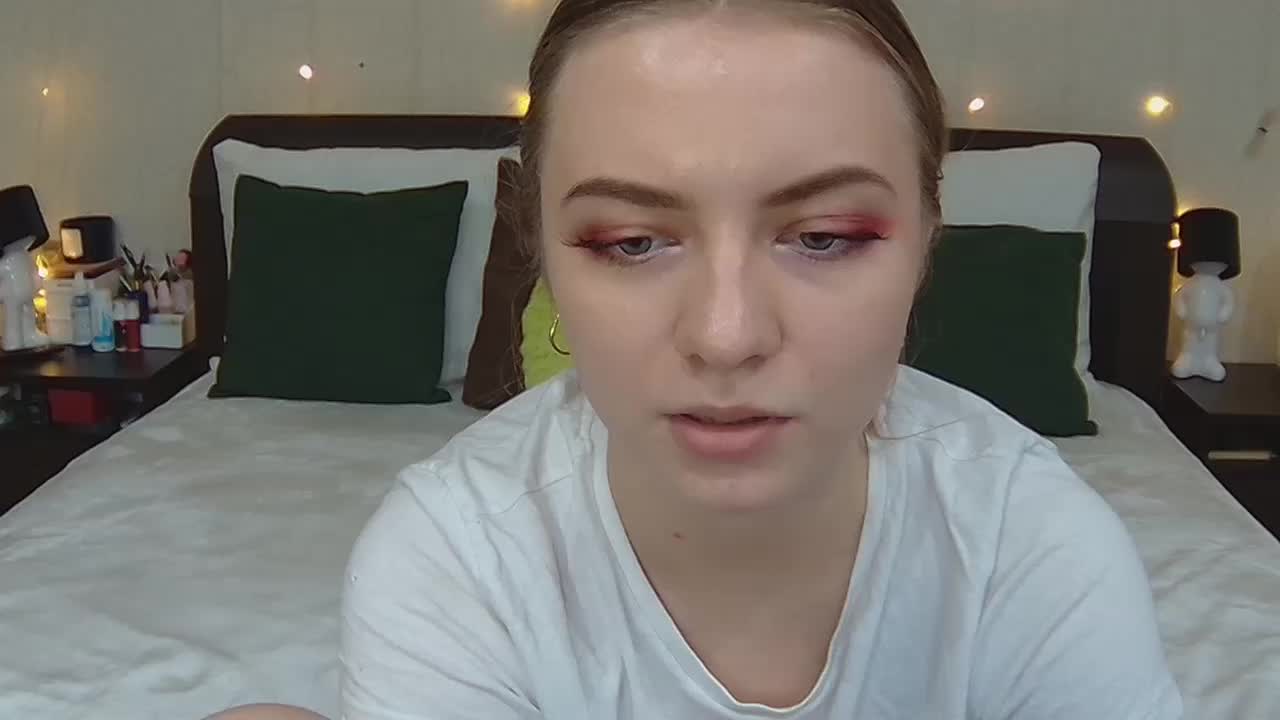 LinkaMalinka Cam Model Chat October 4, 2025