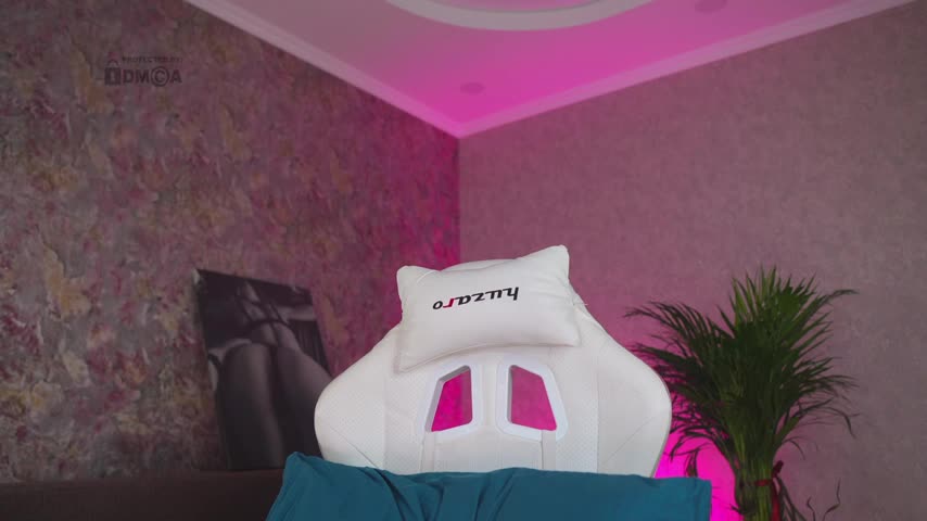 misstics_ Cam Model Chat October 4, 2025