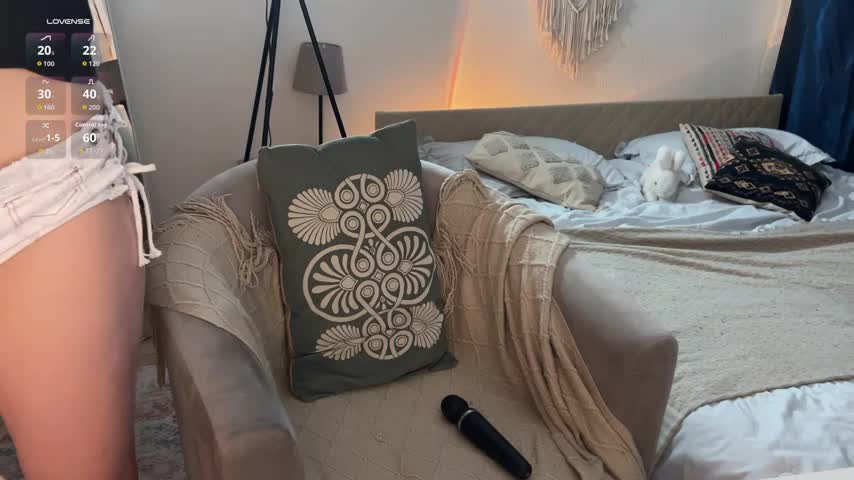 jennetdoll Cam Model Chat October 4, 2025