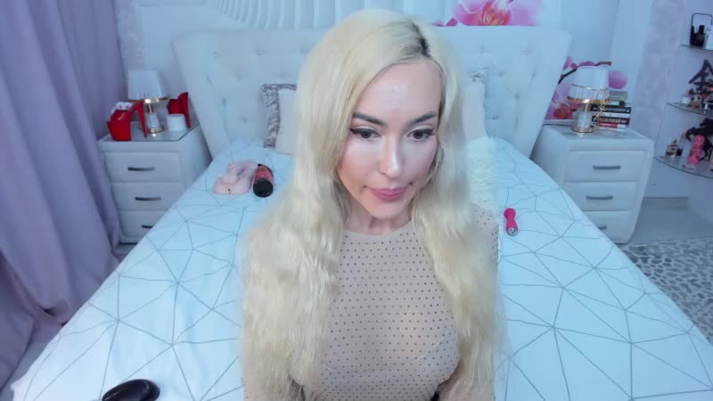 HottieSweetBritney Cam Model Chat October 4, 2025