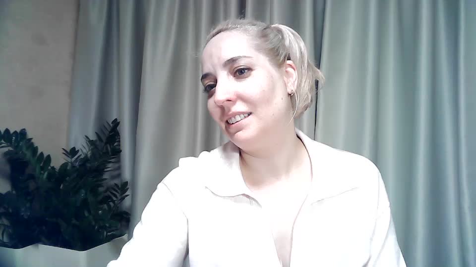 mariska-kiska Cam Model Chat October 4, 2025