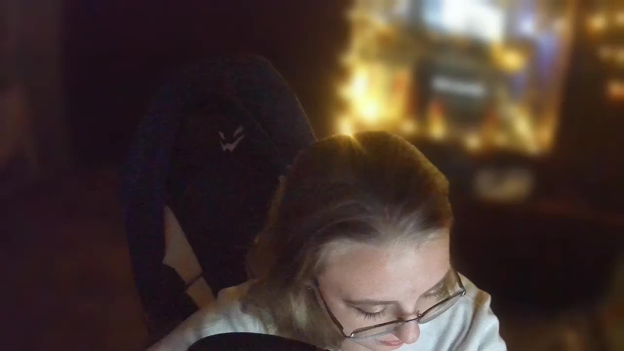 IcePrincess Cam Model Chat October 4, 2025