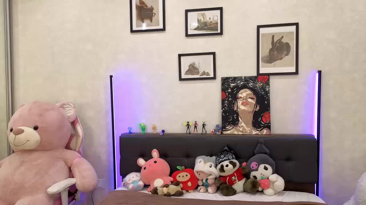 dolly-ll Cam Model Chat October 4, 2025