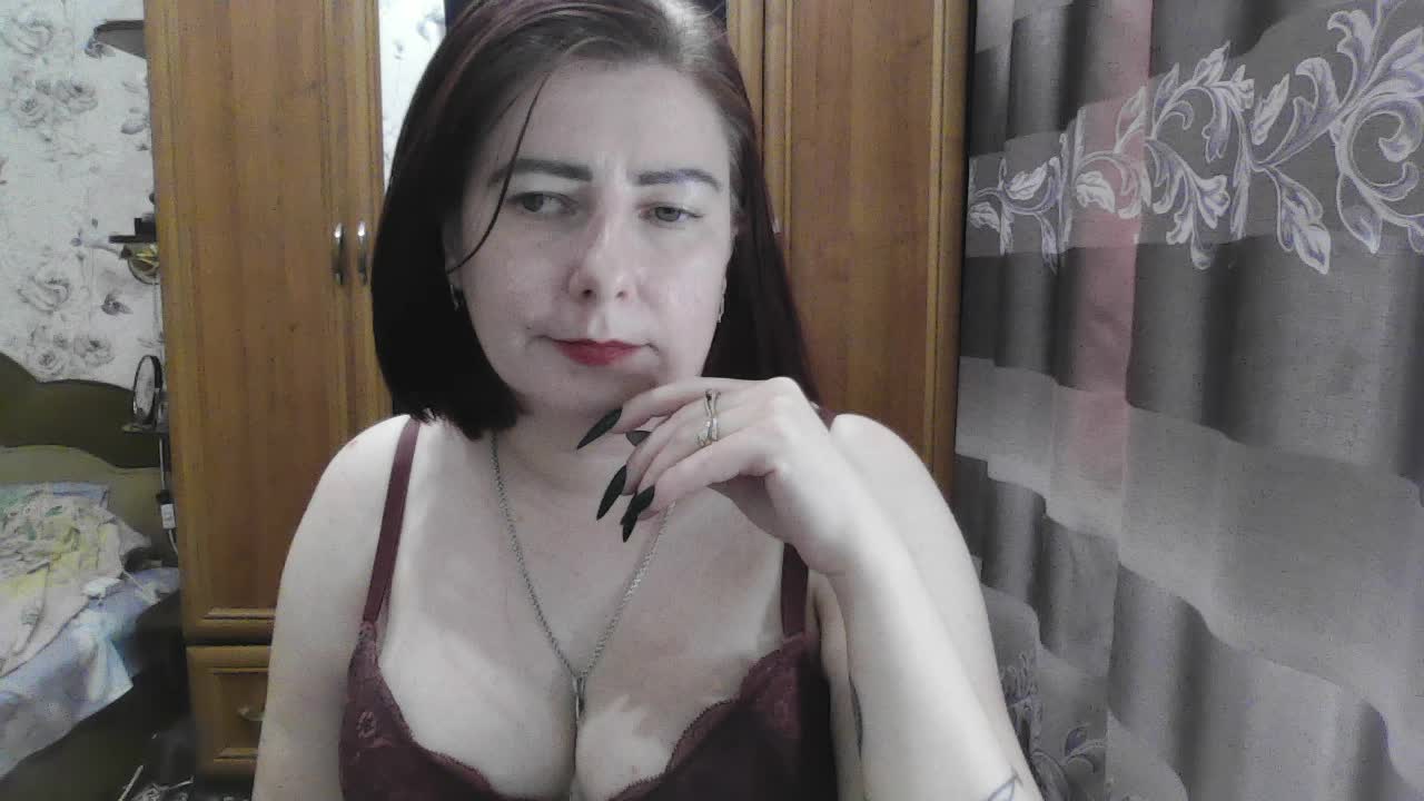 SophieNightAh Cam Model Chat October 5, 2025