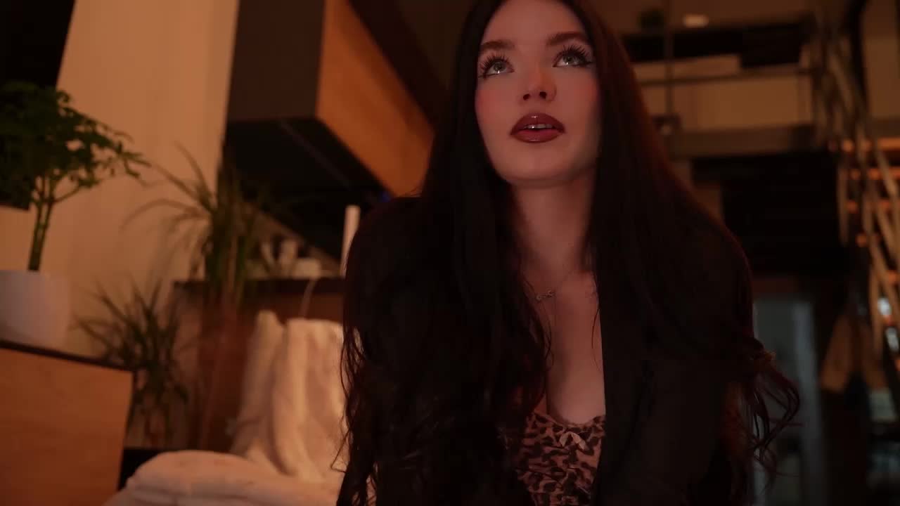 blackvelveet Cam Model Chat October 5, 2025