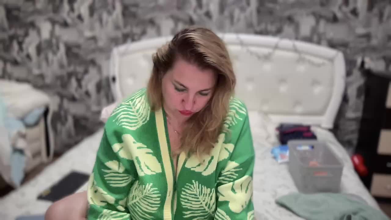 viollahot Cam Model Chat October 5, 2025