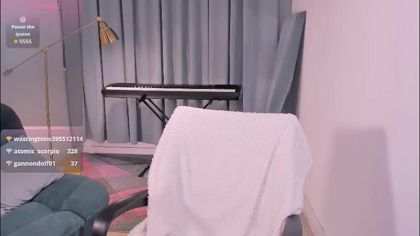 kim_lyn Cam Model Chat October 5, 2025