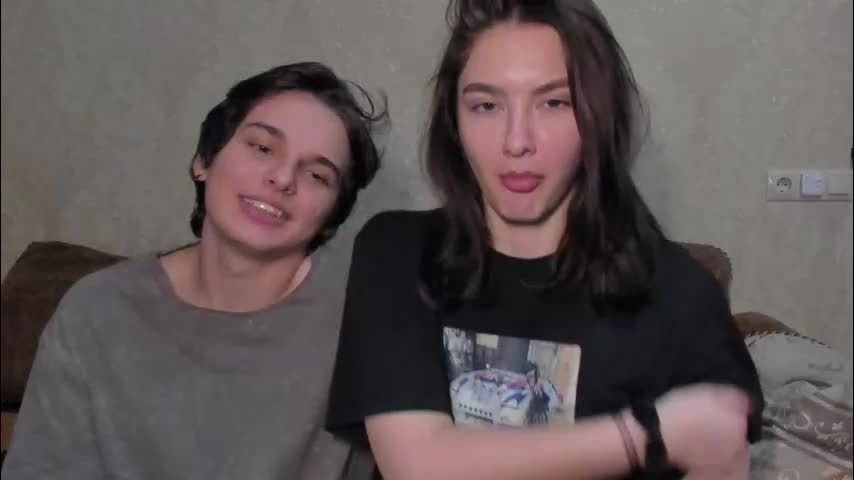 muuur_fam Cam Model Chat October 5, 2025