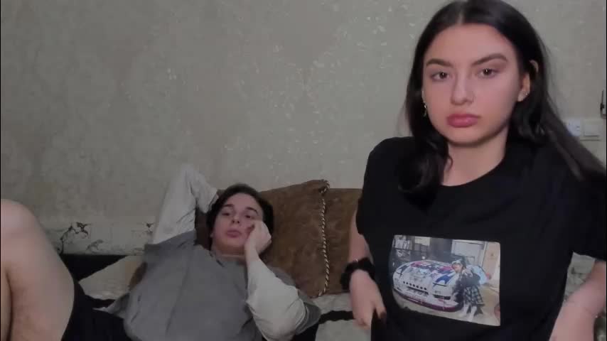 muuur_fam Cam Model Chat October 5, 2025