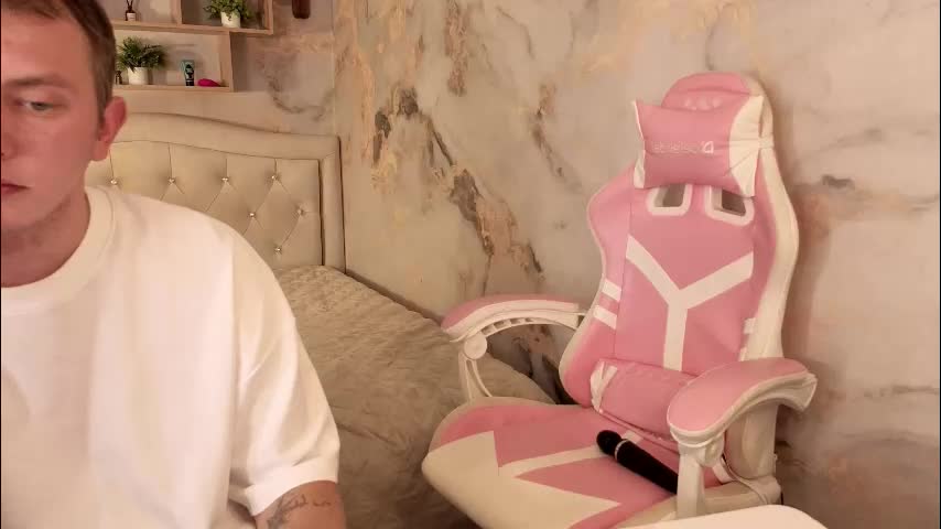 kristiana_1 Cam Model Chat October 5, 2025