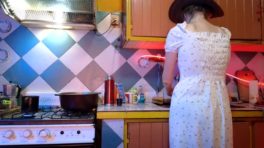 Jony_Marta Cam Model Chat October 5, 2025