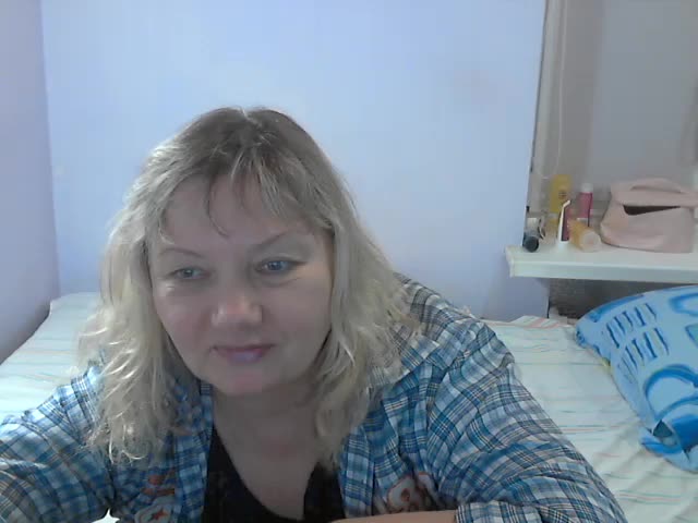 LucyAlexis Cam Model Chat October 5, 2025