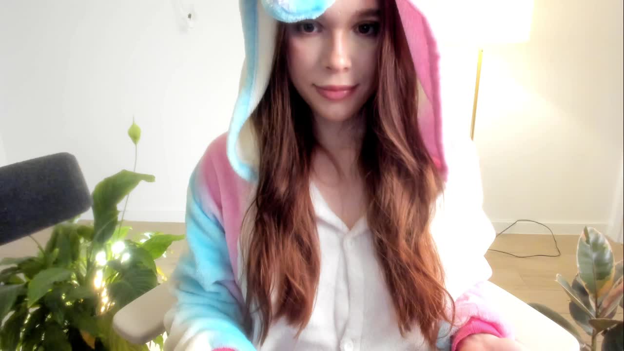 StacyLuxxe Cam Model Chat October 5, 2025