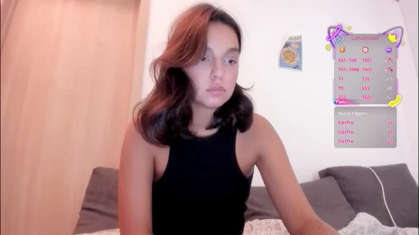 roshelle_xxx Cam Model Chat October 5, 2025