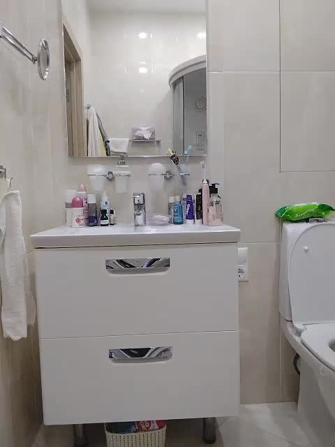 Paradise_1 Cam Model Chat October 5, 2025