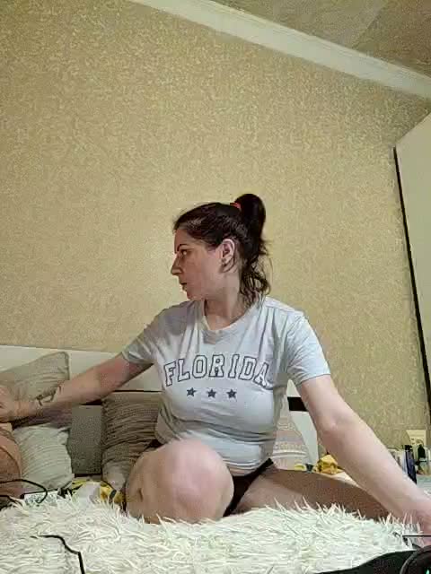 Love_is_life_2025 Cam Model Chat October 5, 2025