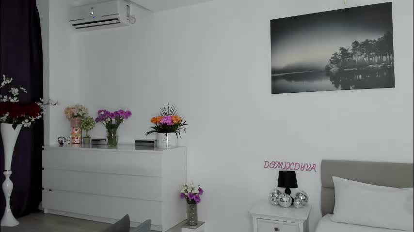 domixdyva Cam Model Chat October 5, 2025