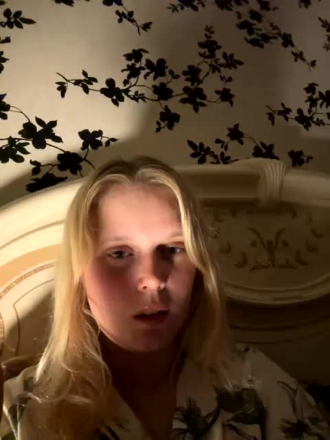 Pionchick Cam Model Chat October 5, 2025