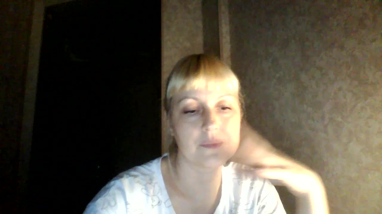 krisss2016 Cam Model Chat October 5, 2025