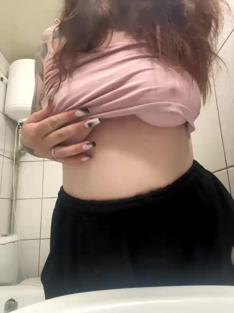 FortuneCarmen Cam Model Chat October 5, 2025