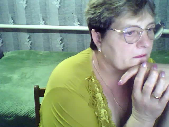 ElzaJewel Cam Model Chat October 5, 2025