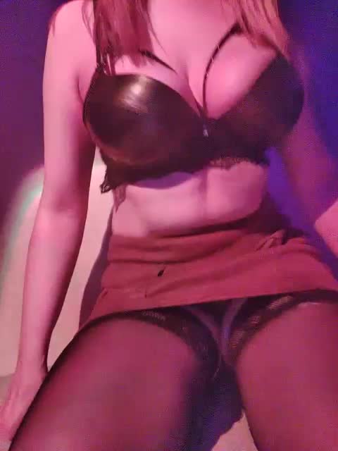 PANTYHOSECOUPLE Cam Model Chat October 5, 2025