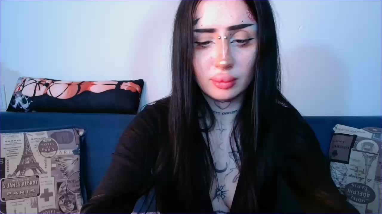 lisa-tatt Cam Model Chat October 5, 2025