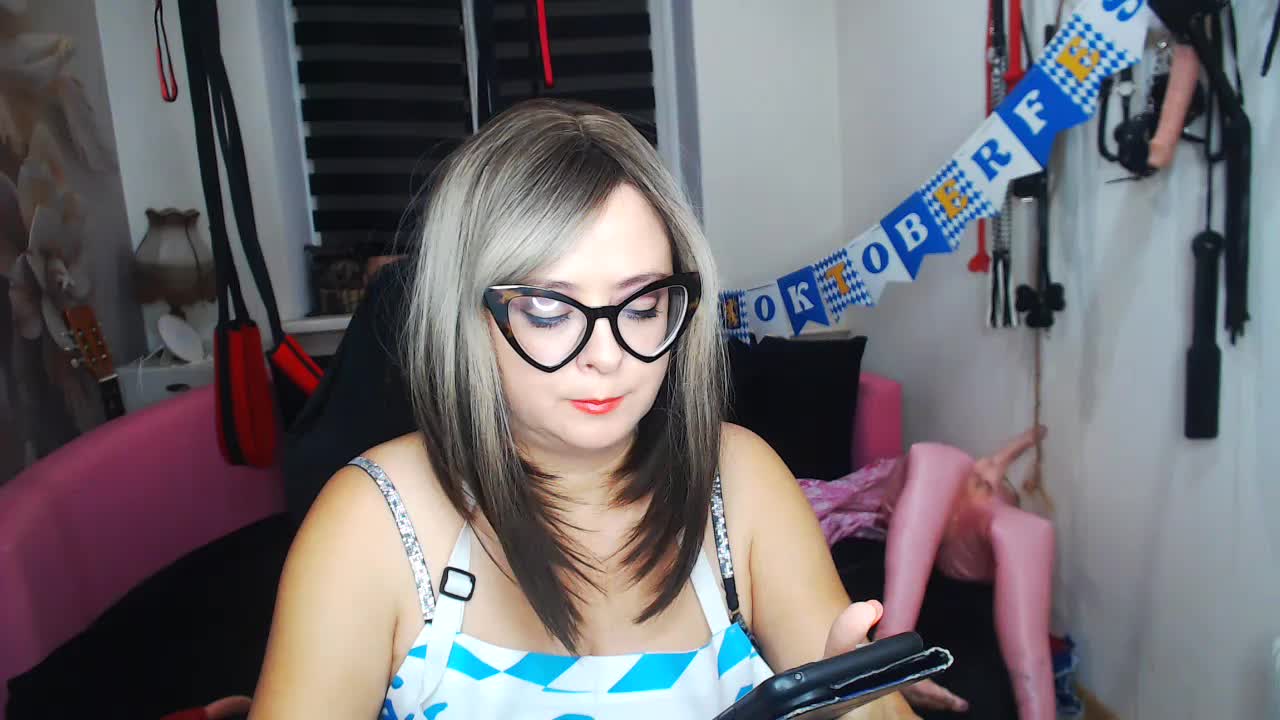 missGODDESS Cam Model Chat October 5, 2025