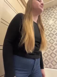 sweet1squirt Cam Model Chat October 5, 2025