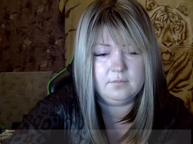 SanLuna Cam Model Chat October 5, 2025