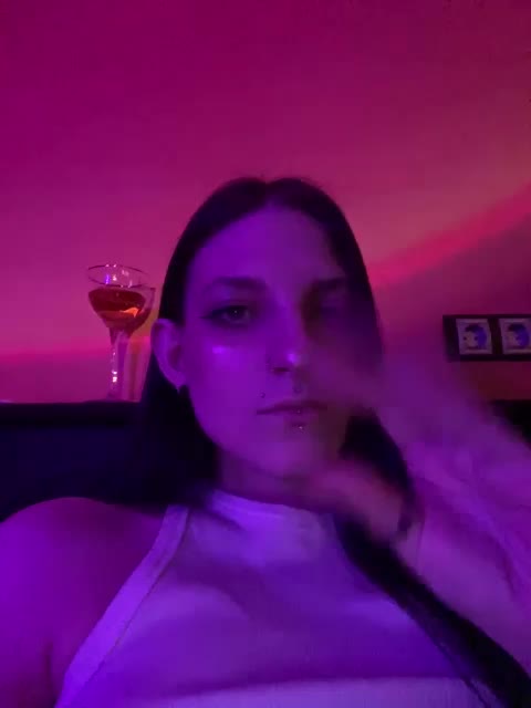 Alice_Moon Cam Model Chat October 5, 2025