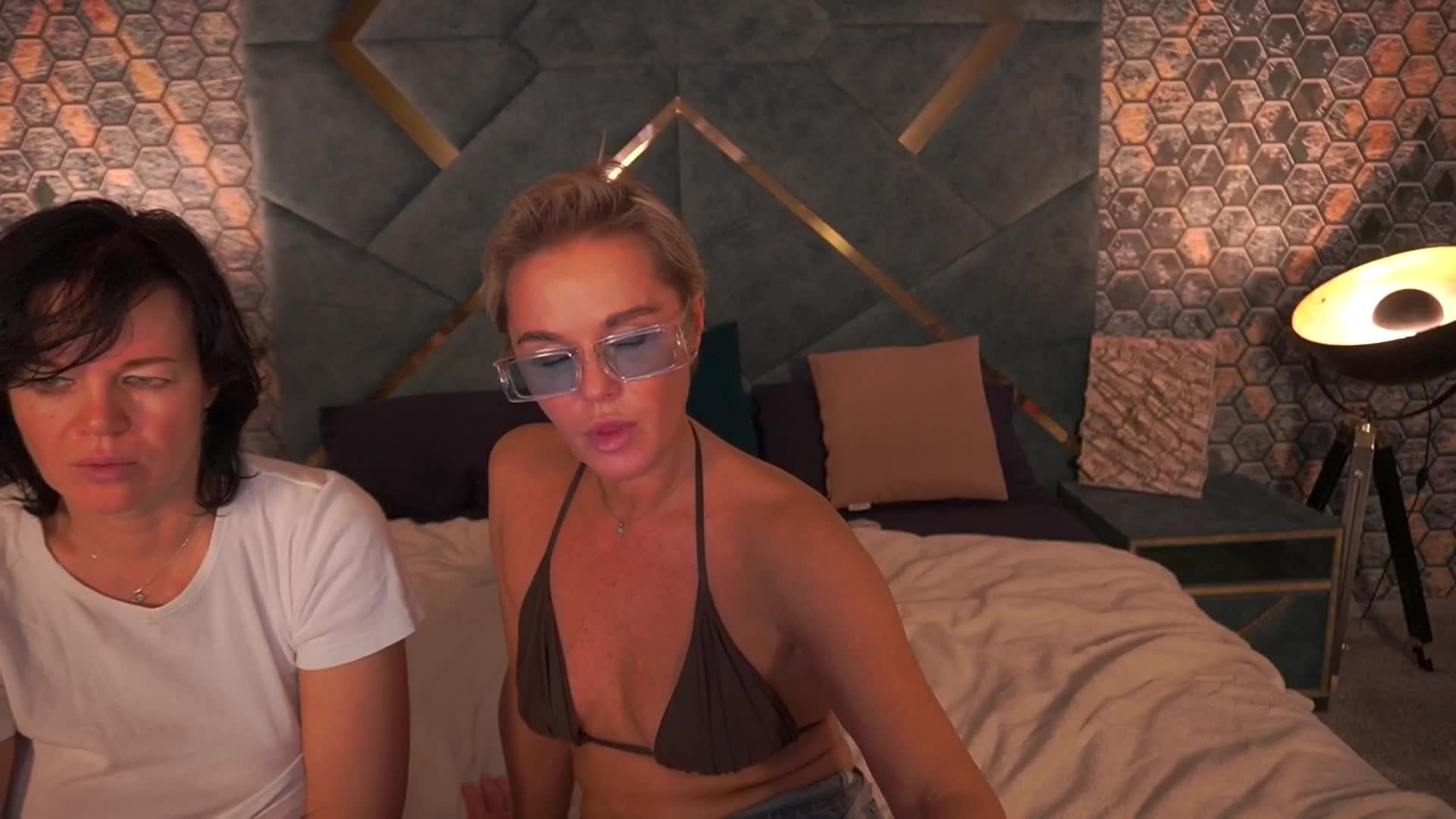 PleasureWeCouple Cam Model Chat October 5, 2025